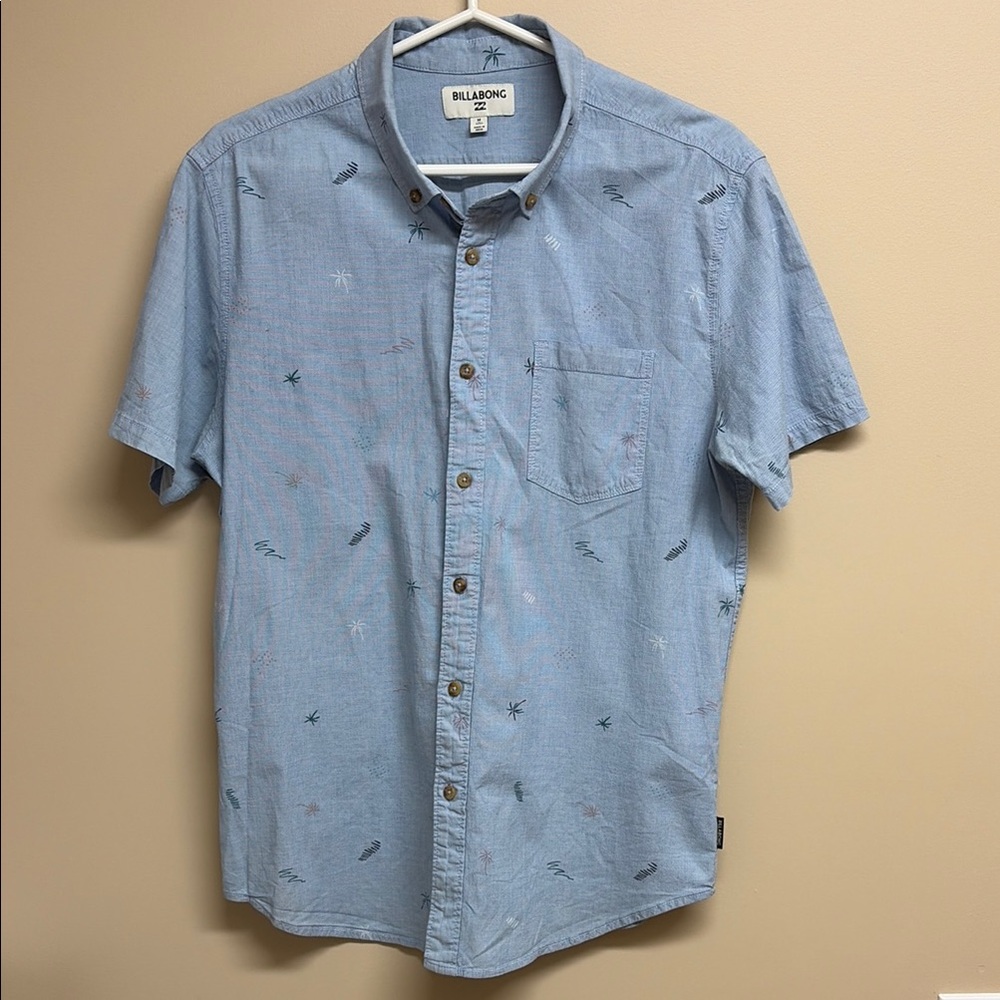 Billabong Men's Blue Short Sleeve Shirt
